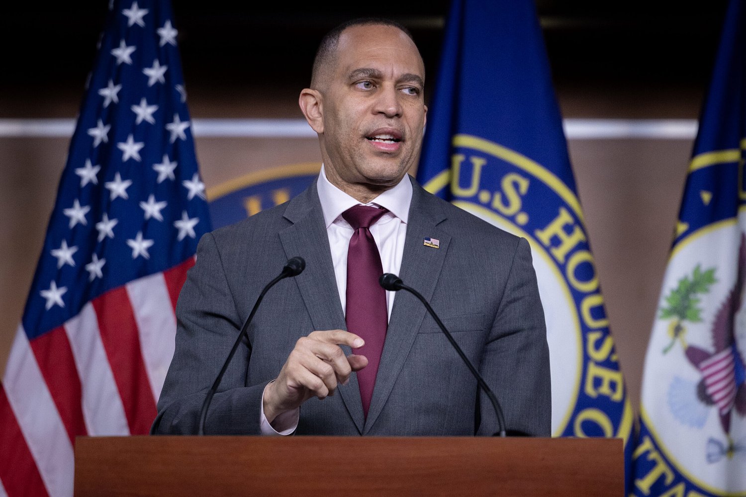Jeffries declines to back Wasserman Schultz for her run in historically Black district
