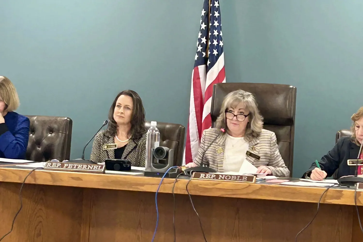 Bill advances to ease regulations on New Hampshire home education 