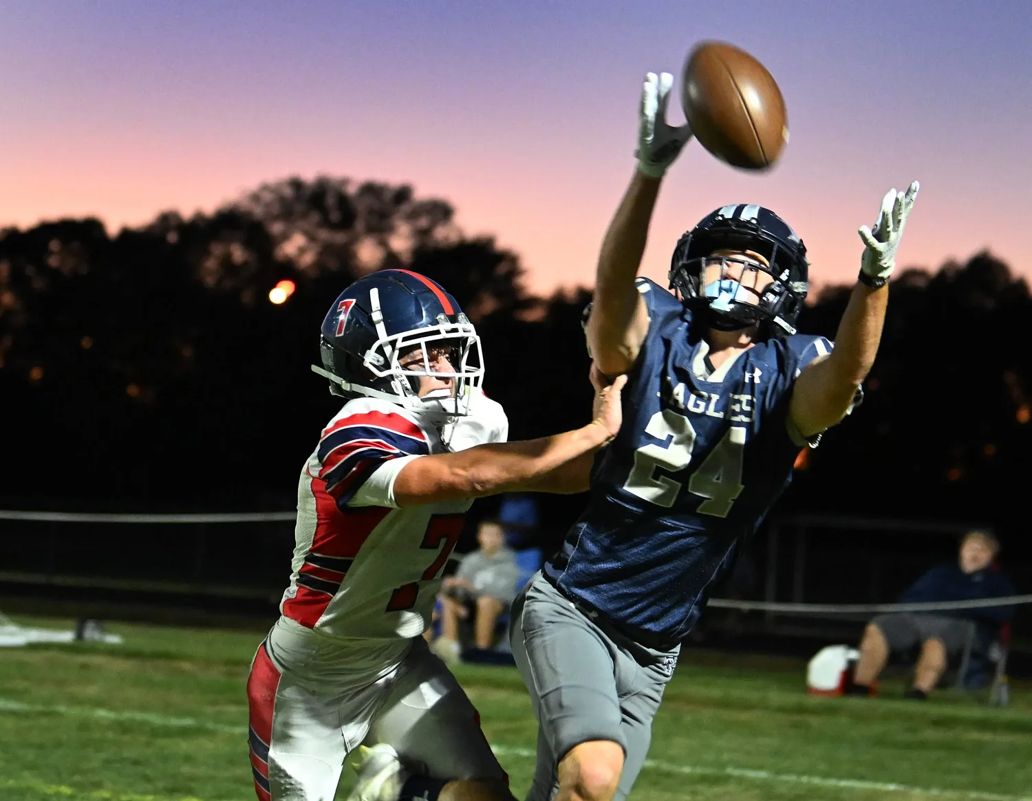 High school football: Garrett Dredge, Frontier run past Franklin Tech 36-12