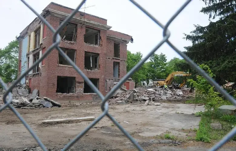 Push grows to speed up Belchertown State School project