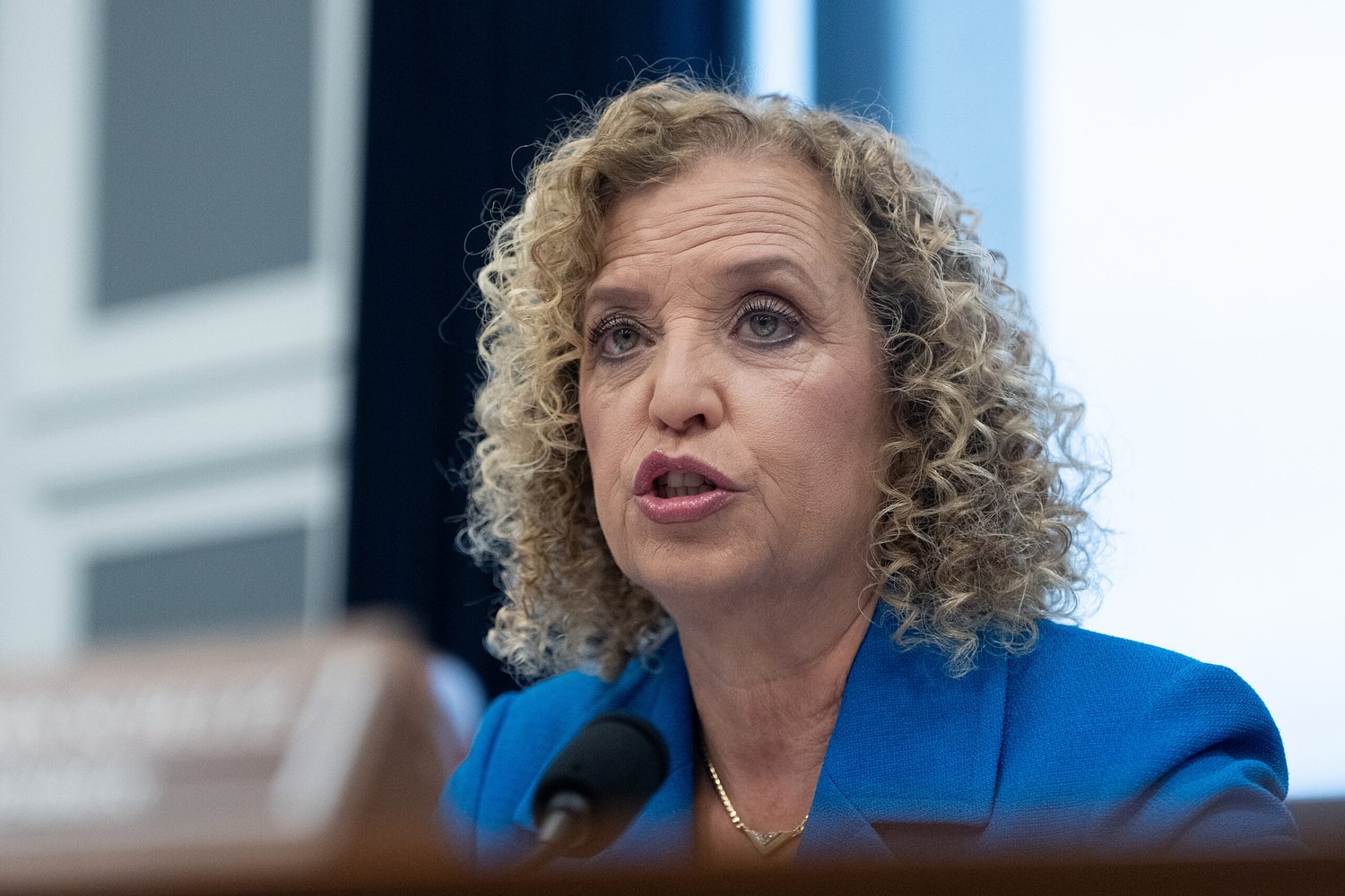 Wasserman Schultz, whose district was redrawn, announces plans to run in neighboring district