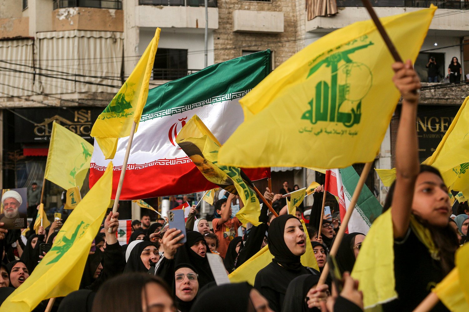 Senators, experts skeptical of Trump’s call for Syria to take on Hezbollah in Lebanon