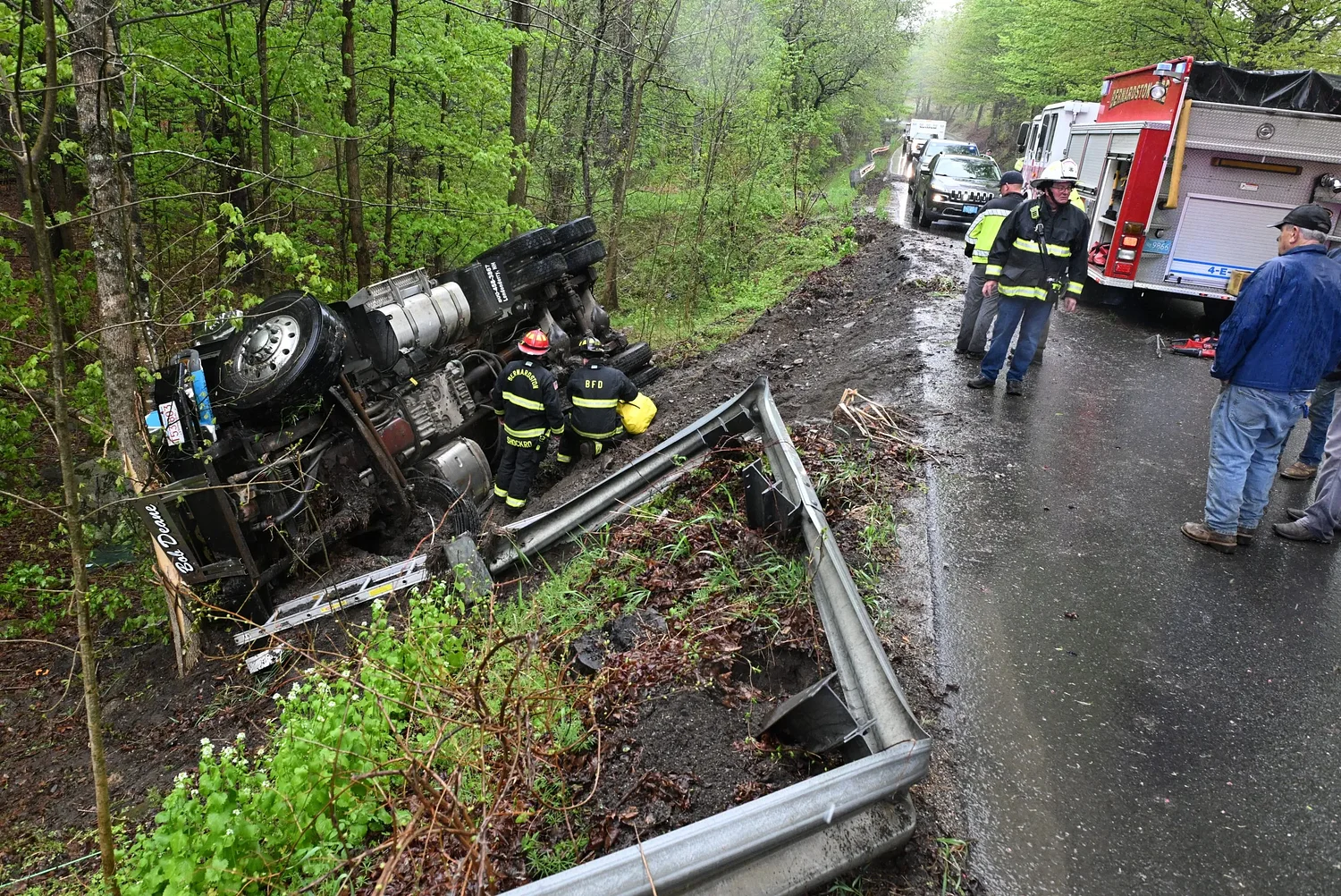Driver sustains minor injuries in dump truck rollover in Leyden