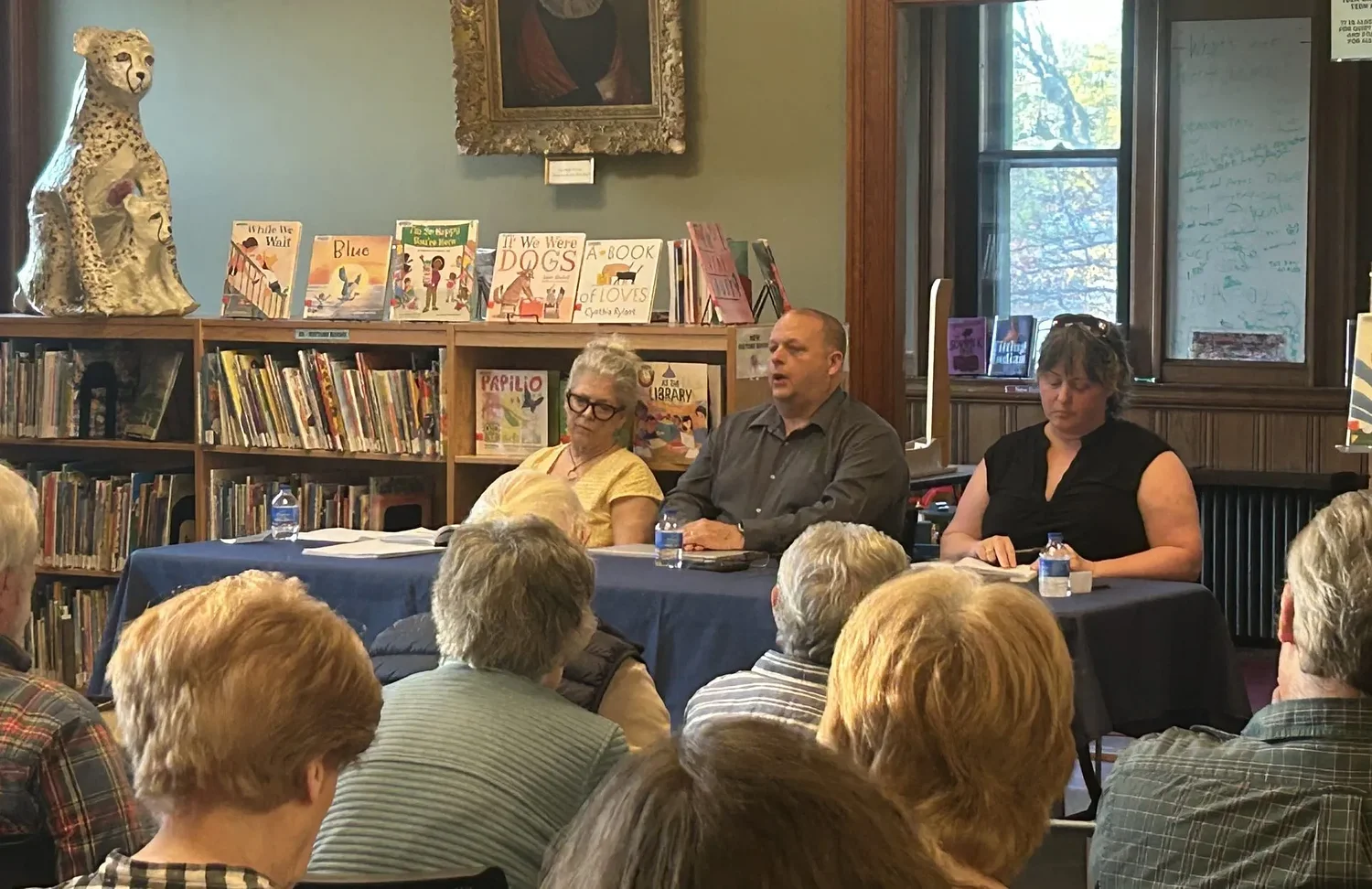 Northfield Selectboard candidates share thoughts on school regionalization, development at forum