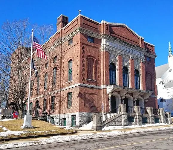 Incumbent faces challenge to retain Mahar School Committee seat