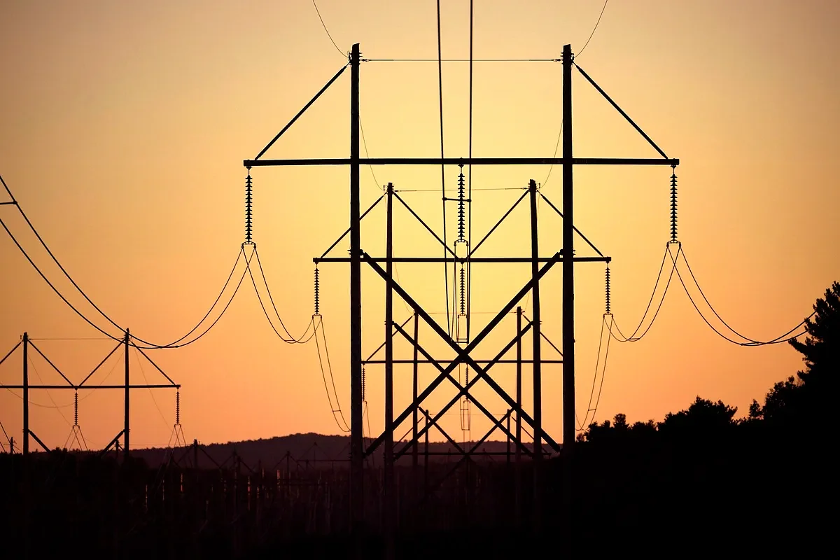 Maine leaders pitch solutions to enhance grid as electricity prices soar