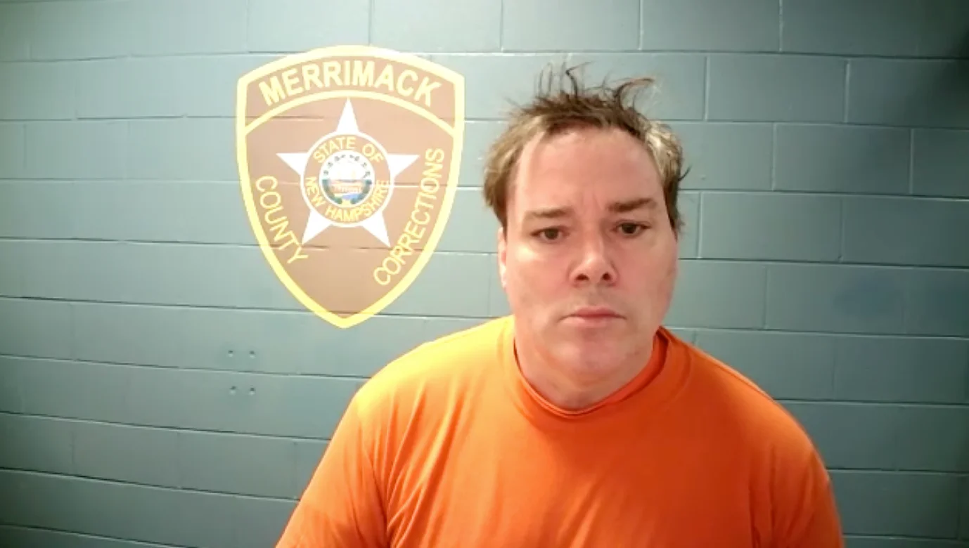 Police say therapist crossed boundary with woman seeking couples counseling
