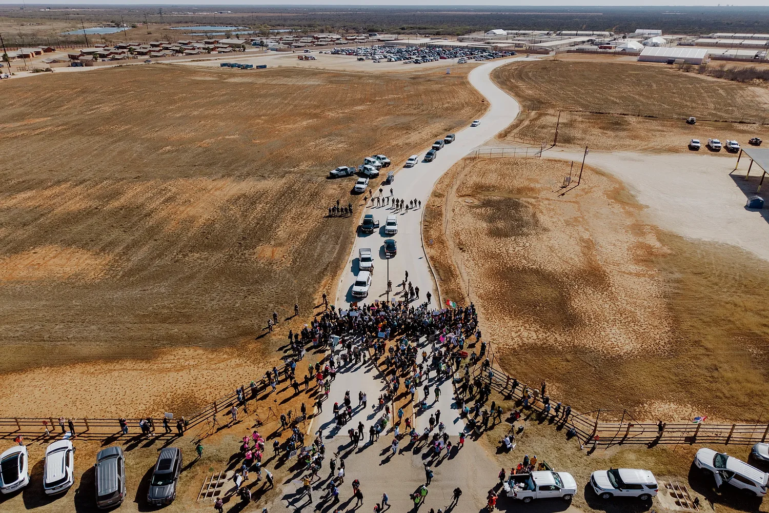 Lawmakers, protesters demand release of 5-year-old held at Texas immigration detention center