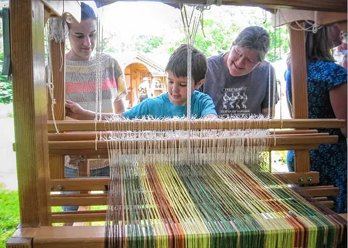 Providing screen-free fun: Annual Barnfest in Shelburne showcases traditional skills