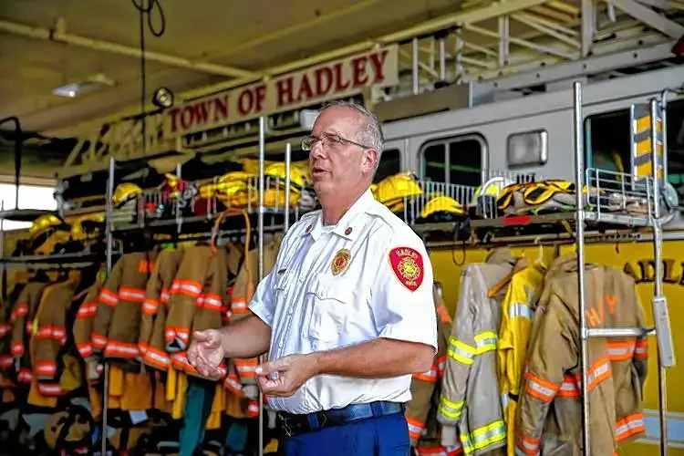 Hadley crunches numbers in wake of failed override