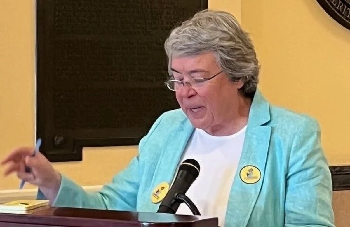 Democrat wants to challenge midcoast Maine's incumbent district attorney from the left