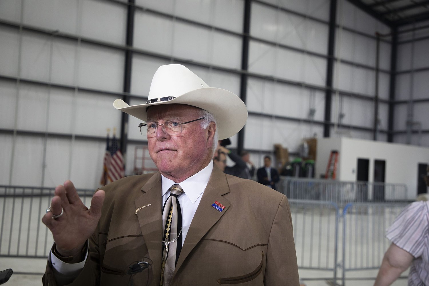 USDA slaps down Texas Agriculture Commissioner Sid Miller over New World screwworm