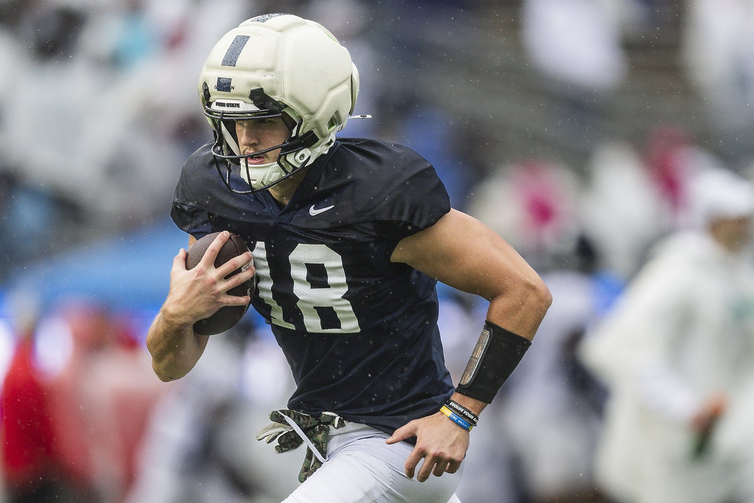 Will Penn State’s passing game be better in 2026? Hey, Bob!