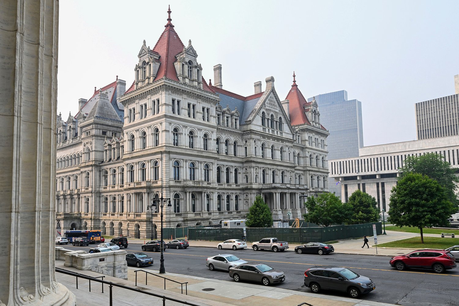 N.Y. state lawmakers leave Albany having passed least amount of bills in years