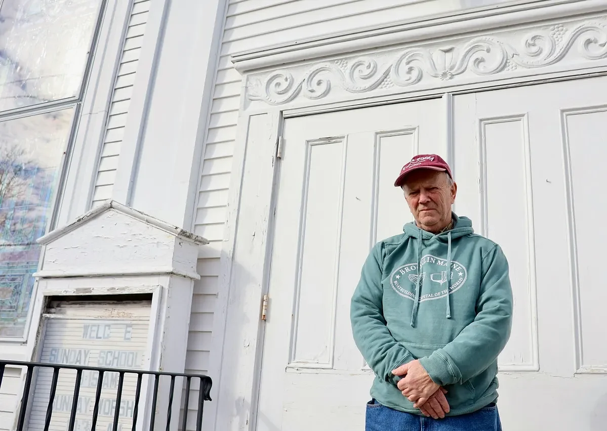 As congregation dwindles at coastal Maine church, members offer property to town