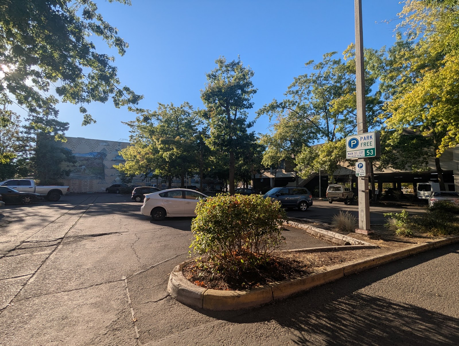 Developer eyes downtown Springfield for apartment building