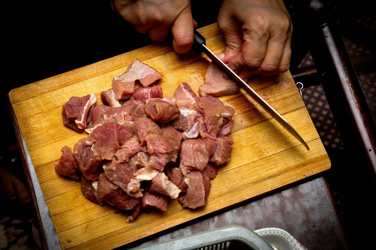 Fact-checking if raw meat increases academic success