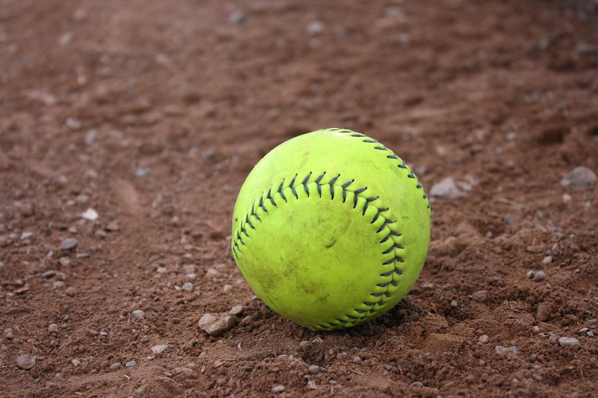 Colby College softball wins its 1st regional title