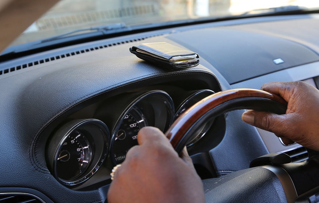 Driver’s license renewal notices are only mailed after the expiration date, but this bill would flip that sequence