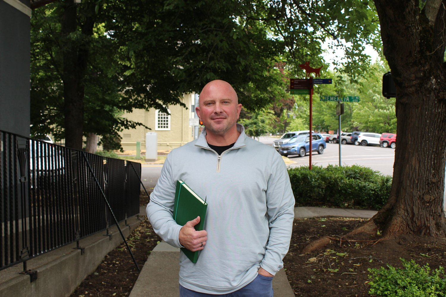 He’s a combat veteran running for Congress, but first he needs 3,500 signatures just to get on the ballot