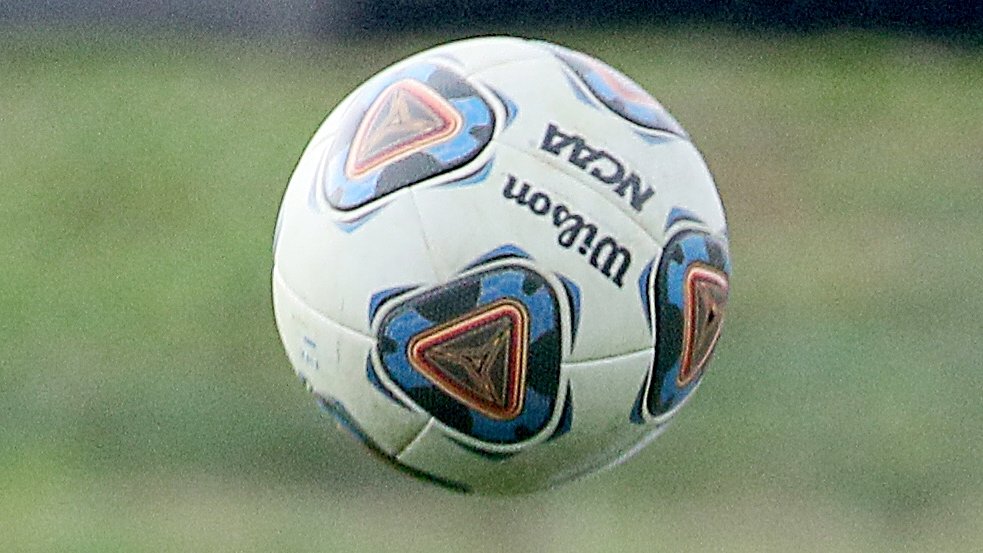 Hat-trick effort powers Watchung Hills girls soccer past Hillsborough, to sixth win