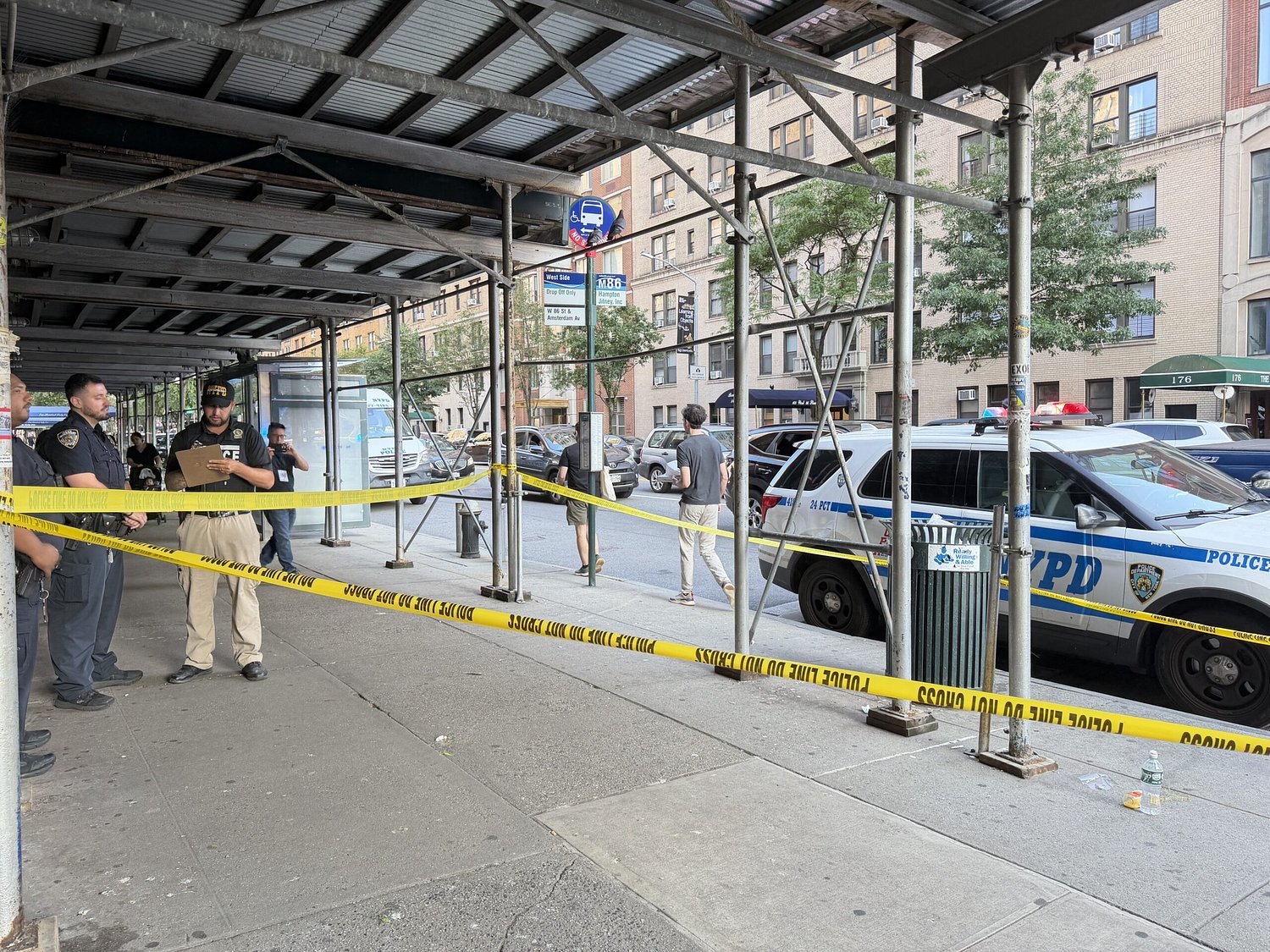 Jewish man stabbed in Manhattan by assailant allegedly yelling ‘Allahu Akbar’