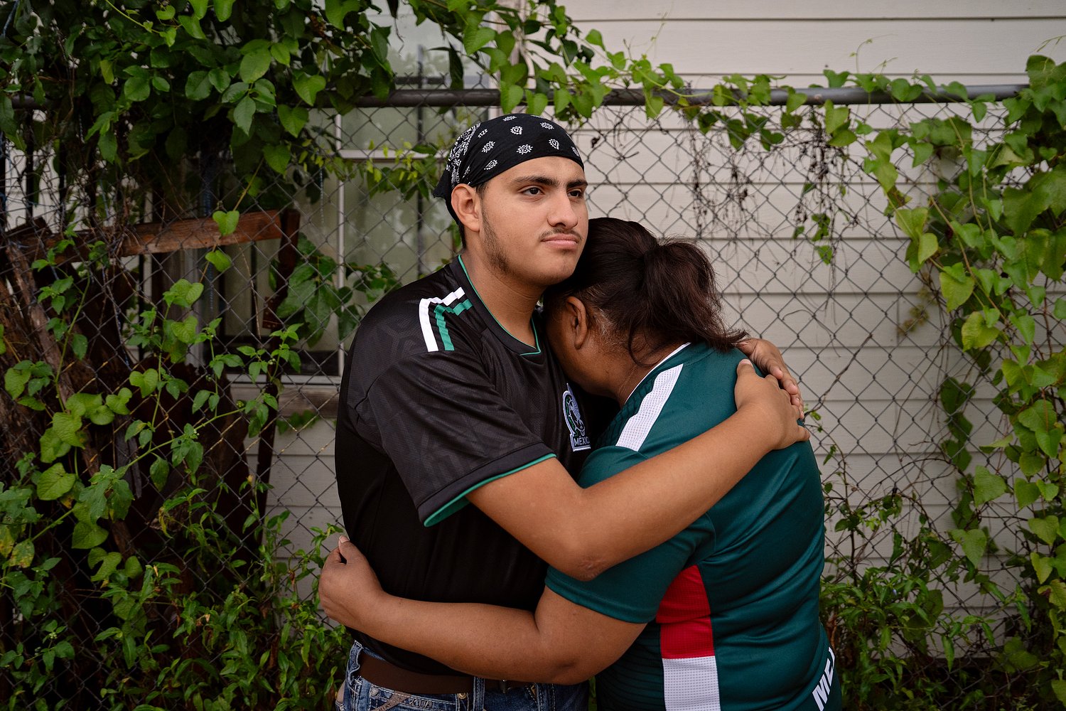 “ICE is everywhere”: In Houston, fear and grief permeate Latino neighborhoods after fatal shooting