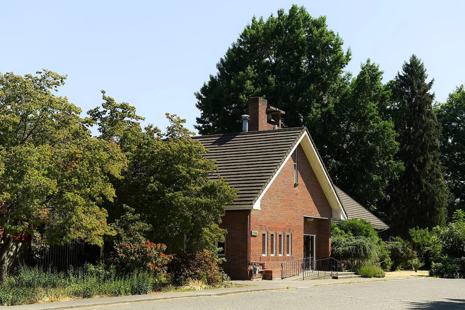 Eugene council awards vacant lot to affordable housing developer