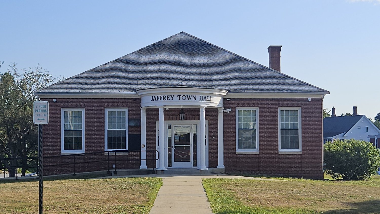 Jaffrey adopts new policy for Right-to-Know requests and fees