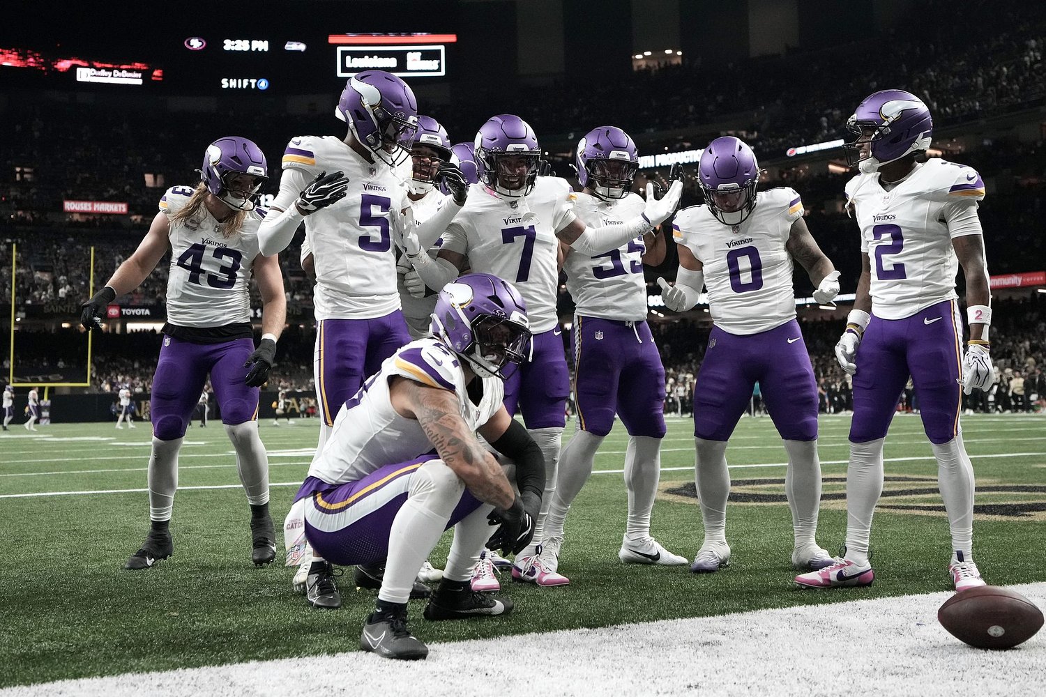 Vikings defense remains dominant in New Orleans as Minnesota improves to 5-0