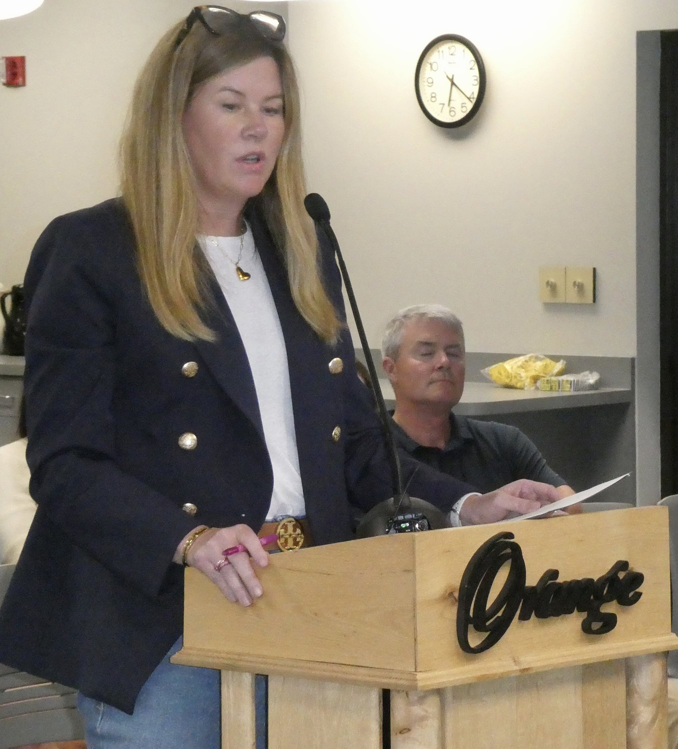 Superintendent: Orange Schools entering into world of AI with ‘baby steps’