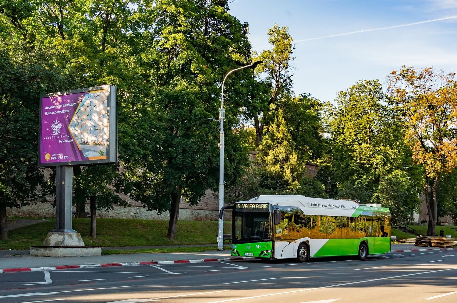 Schimbare importantă pentru traficul din Valea Aurie: Tursib reorganizează zona de staționare a autobuzelor