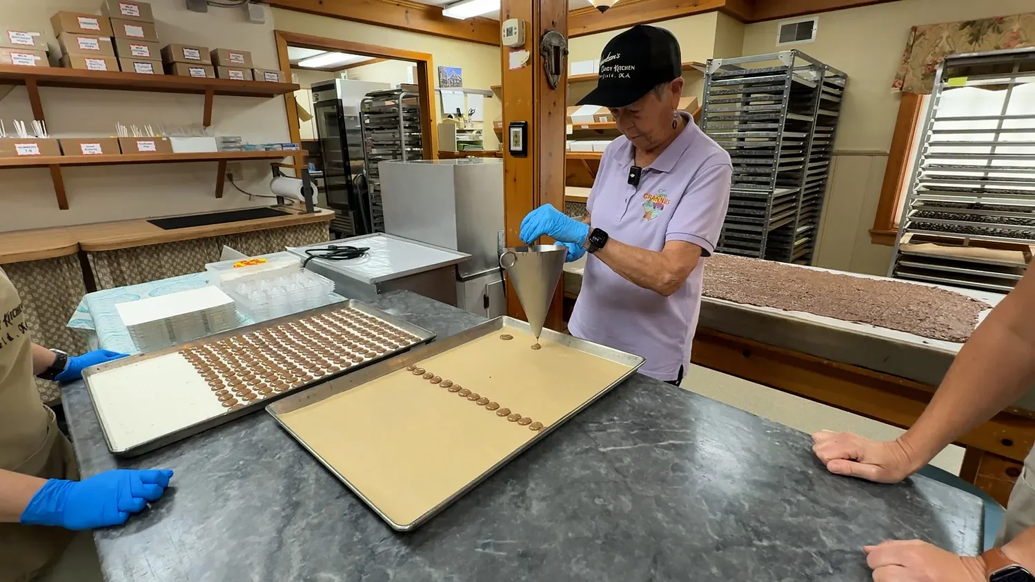 ‘Two Grannies on the Road’ explore hidden gems in Williamsburg, Deerfield