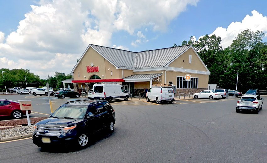 4 accused of helping Jersey Shore Wawa murder suspect evade capture