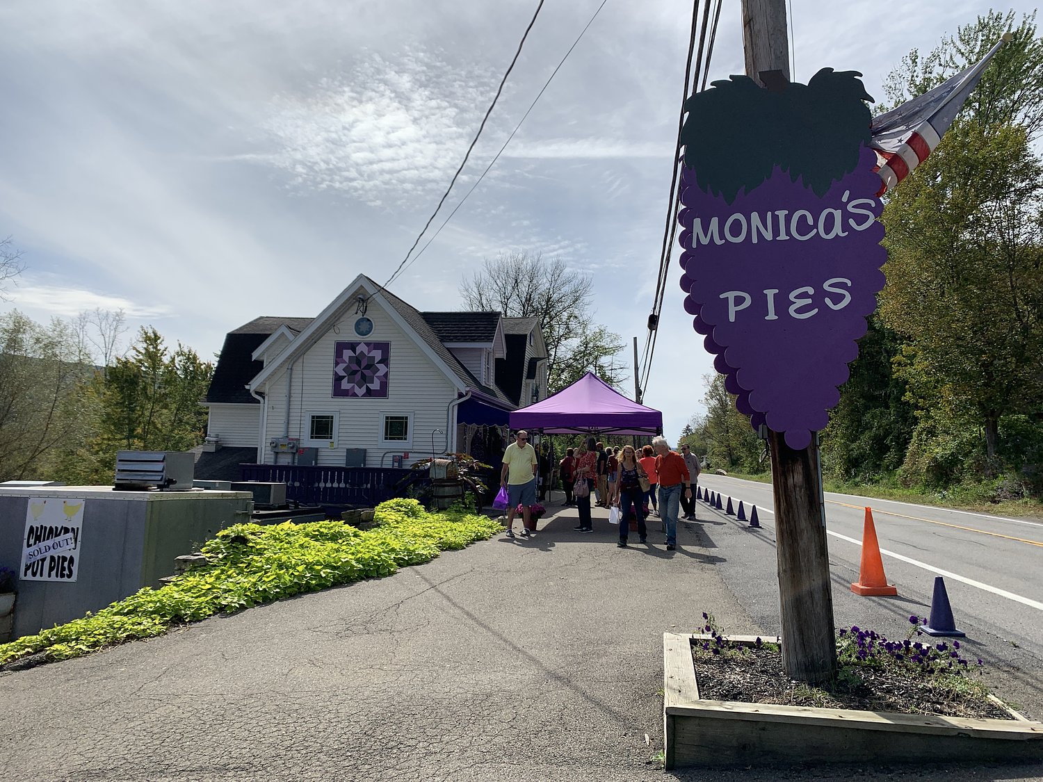 Update: State says Finger Lakes pie shop’s iconic sign can stay up