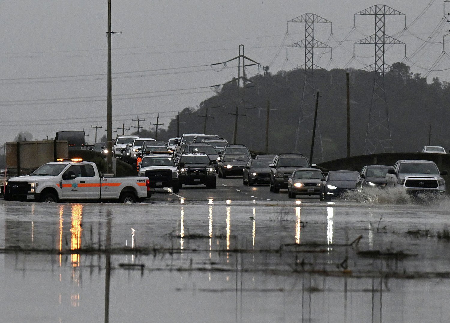 Caltrans closing troubled Bay Area highway for emergency El Niño repairs