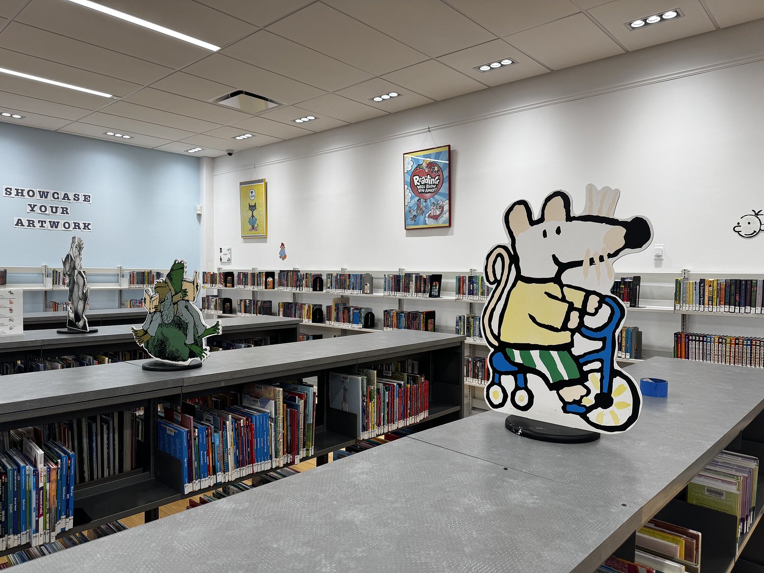 Readers, rejoice! New Dorp library reopens after nearly 2 years of closure