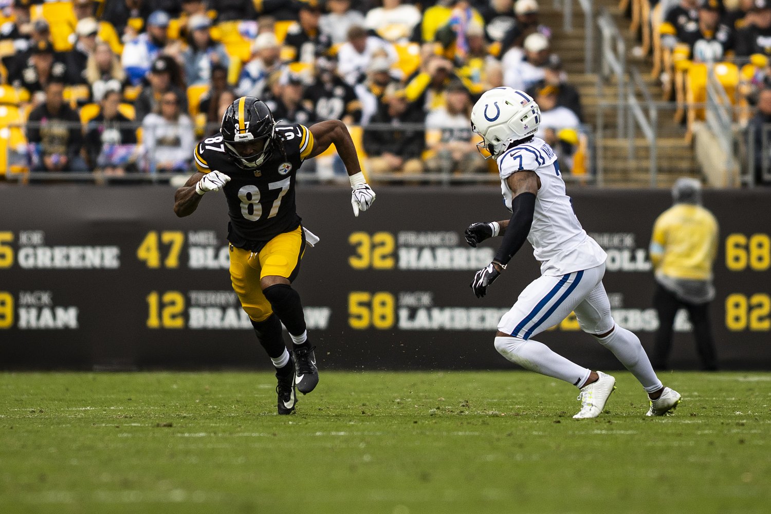 Pittsburgh Steelers add two wide receivers before Saints game after injuries pile up