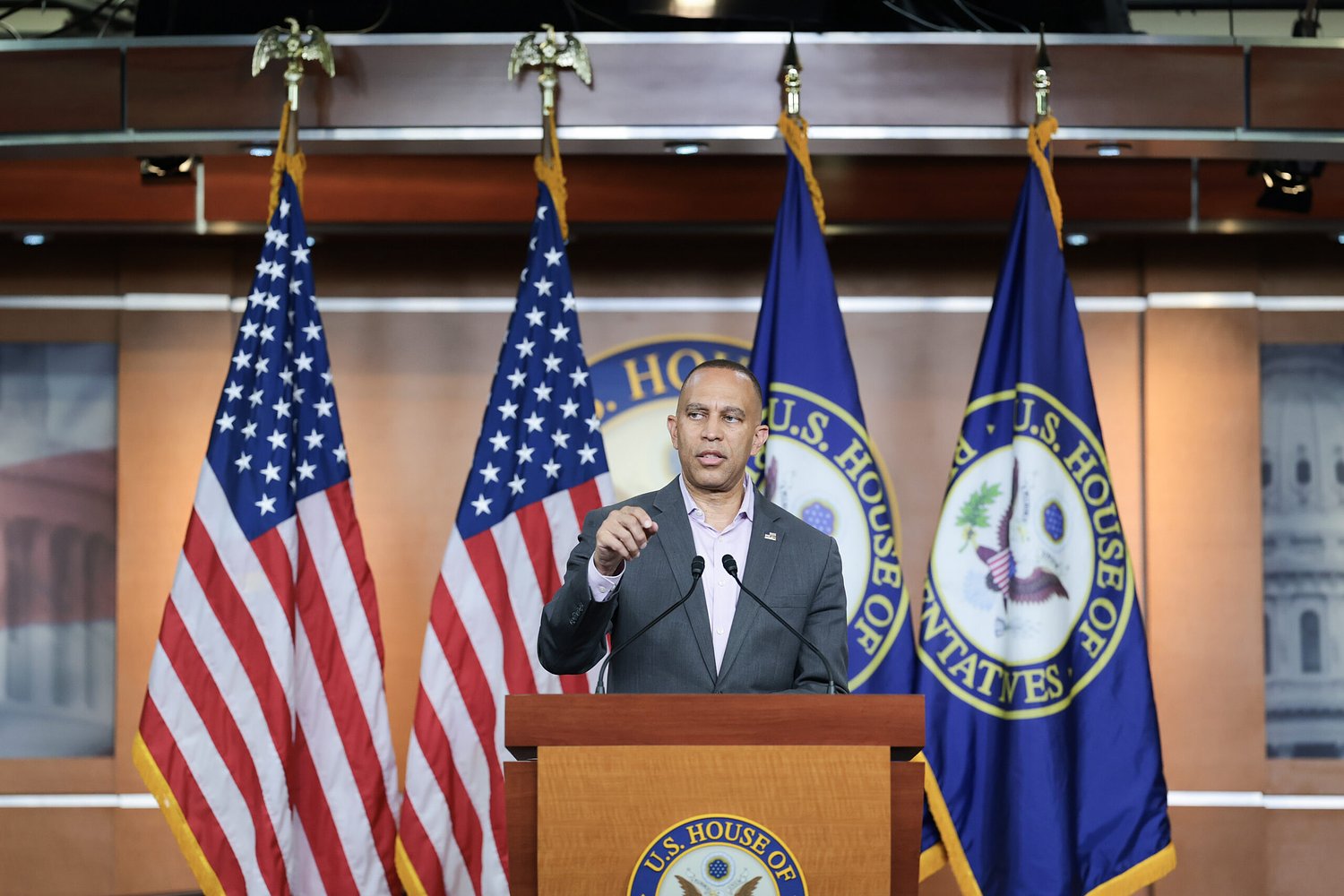 Jeffries pledges new approach to Israel policy if Democrats retake House majority
