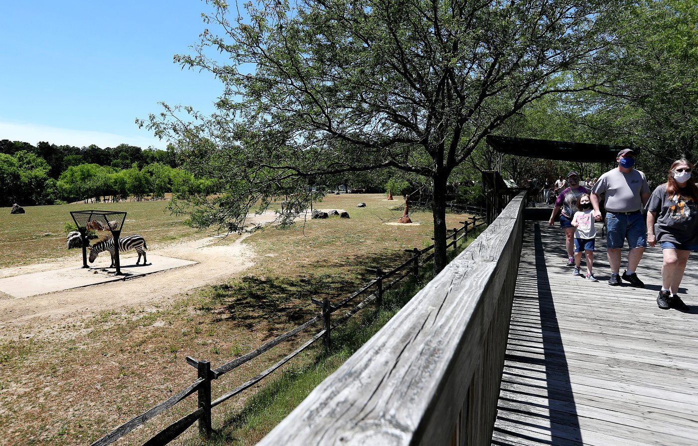 A 3rd N.J. zoo closed early due to ‘extreme heat’