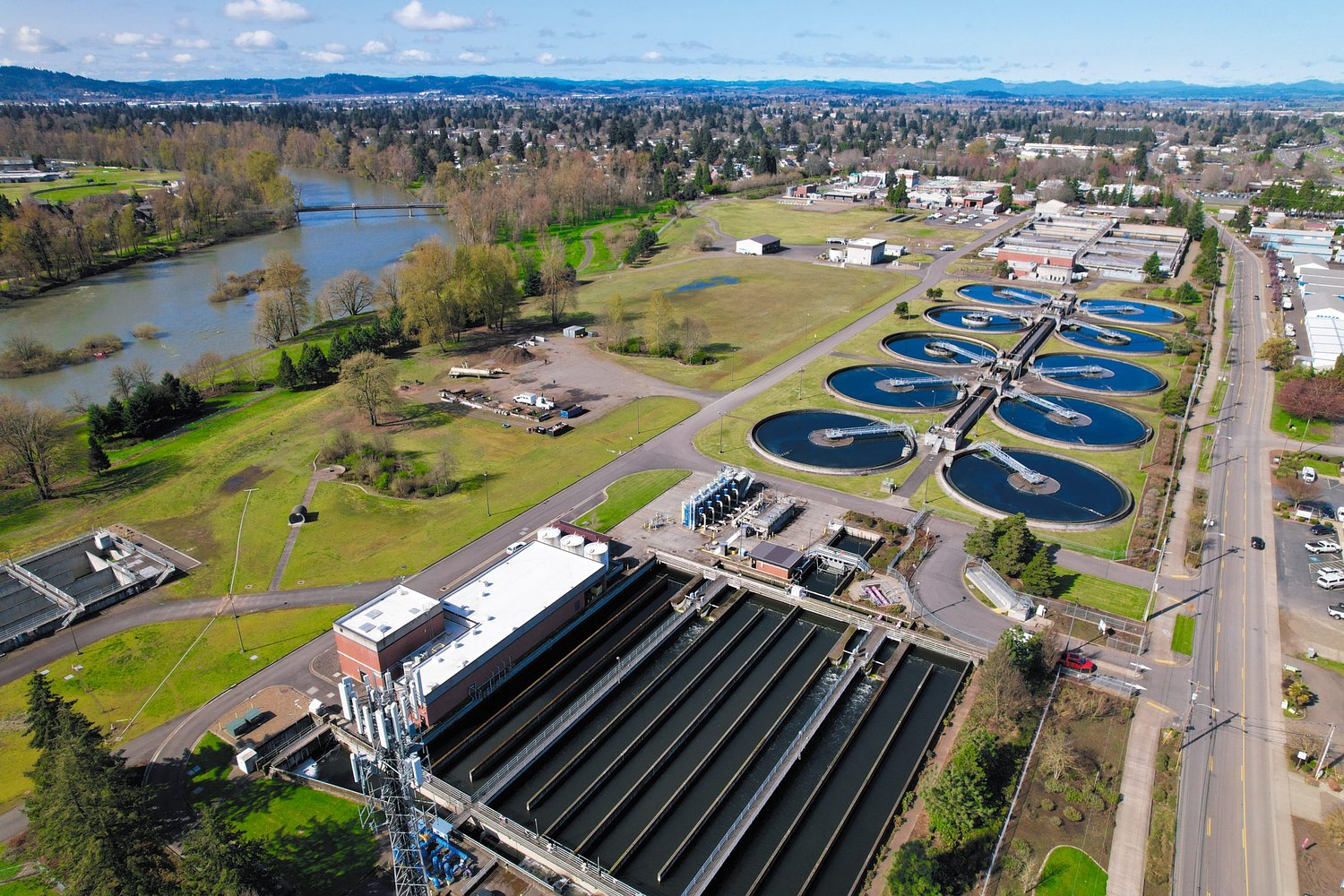 Flush with potential: Junction City and Creswell consider joining regional wastewater organization 