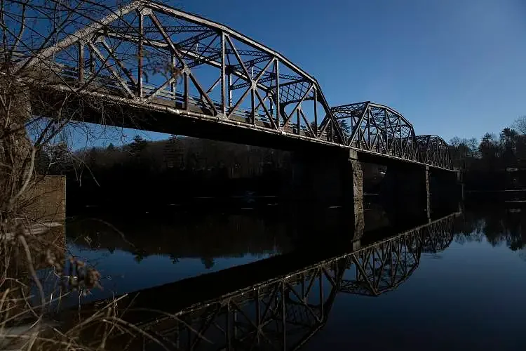 Republicans, Democrats see chance to override Ayotte veto of 10-year transportation plan