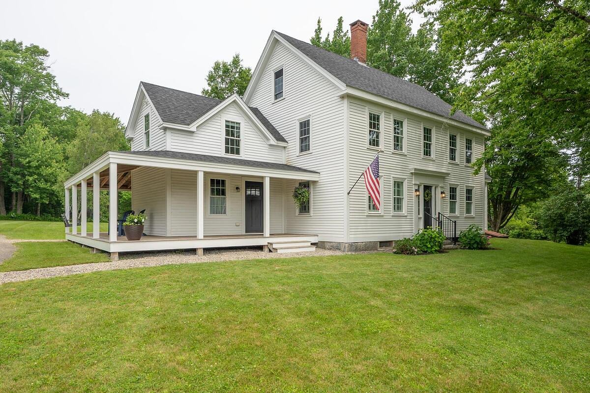 A renovated Colonial-style Rockport farmhouse built on land with storied past selling for $785K