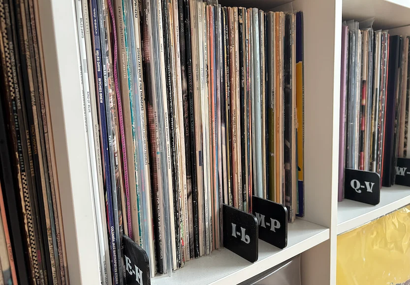 Crate-diggers alert! VinylCon! record fair returns Aug. 29-30