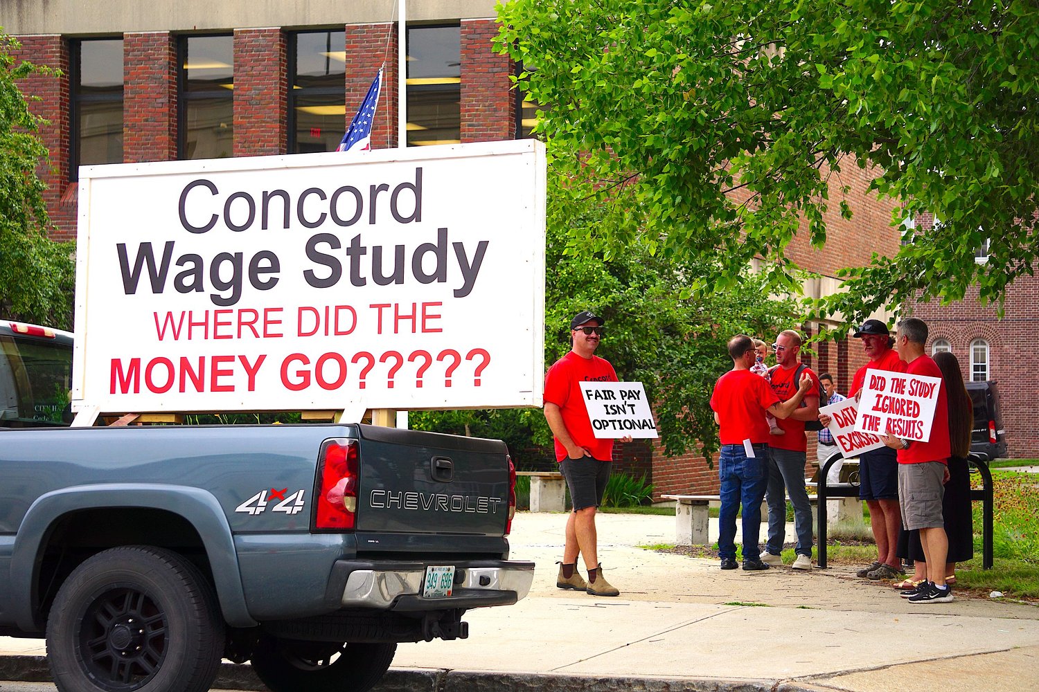 With city and firefighters set to resume negotiations, a closer look at Concord's wage study