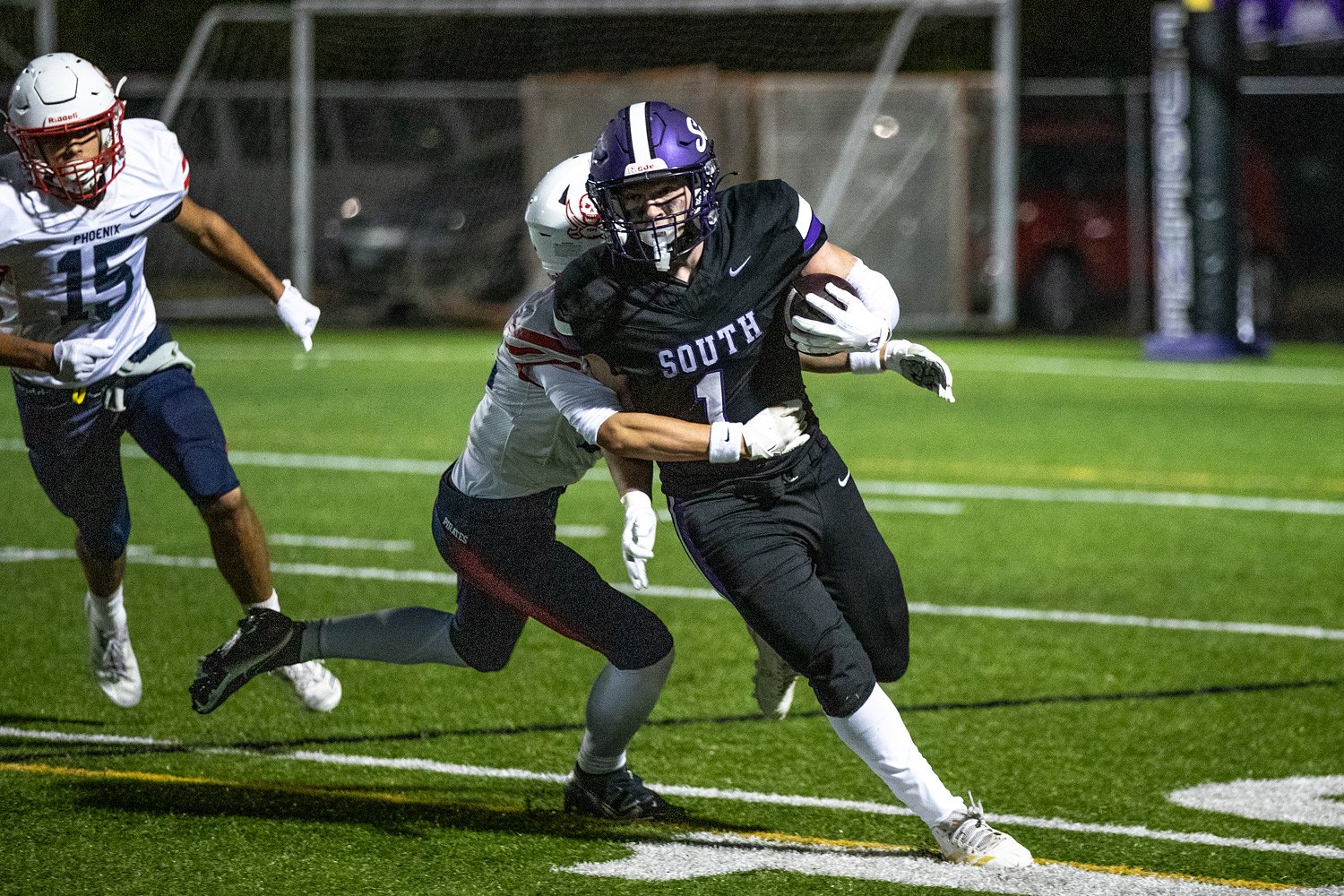 Football returns to South, but Axe routed by Phoenix