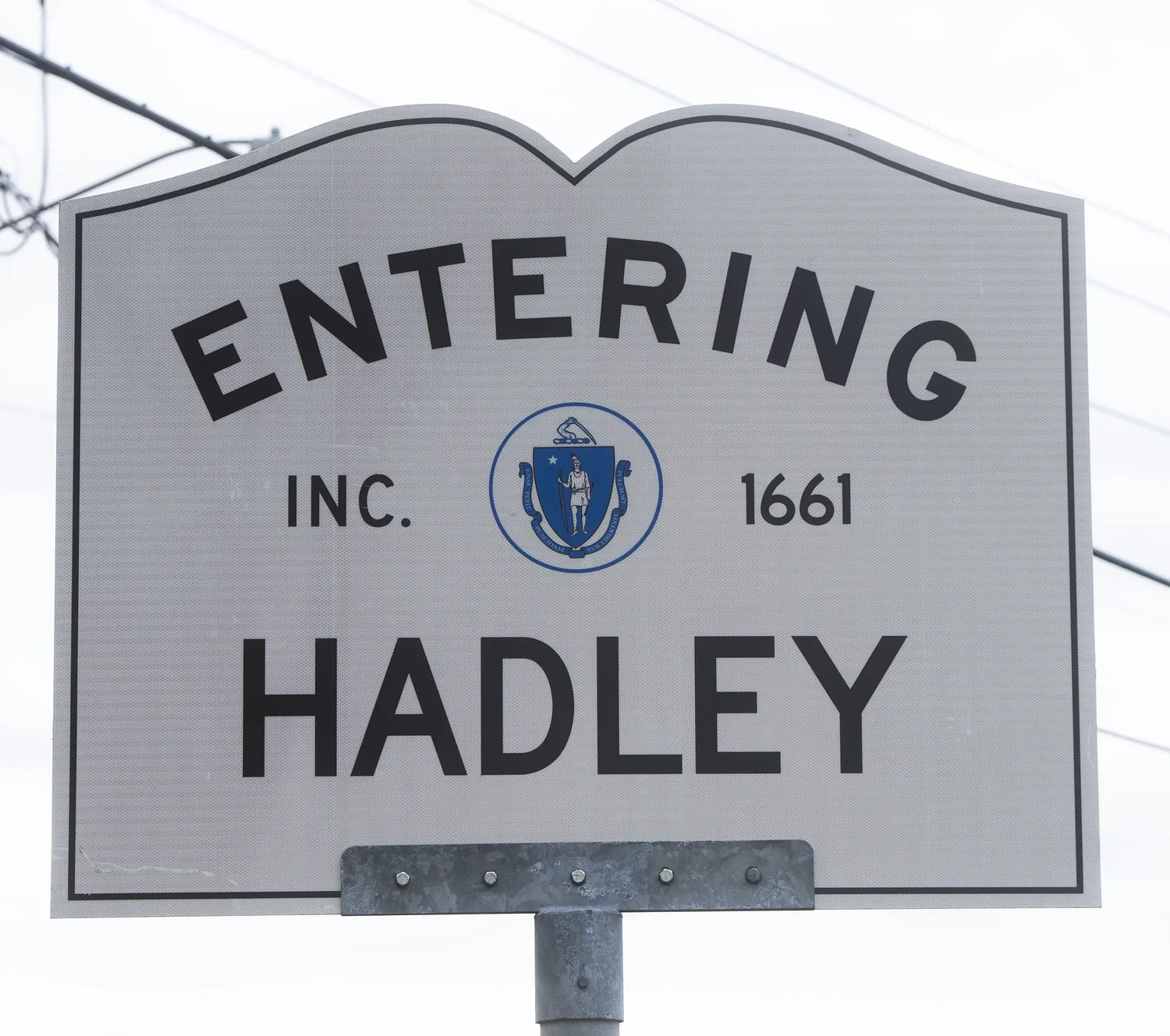 Planners review proposal to turn old Friendly's in Hadley into Citizens Bank