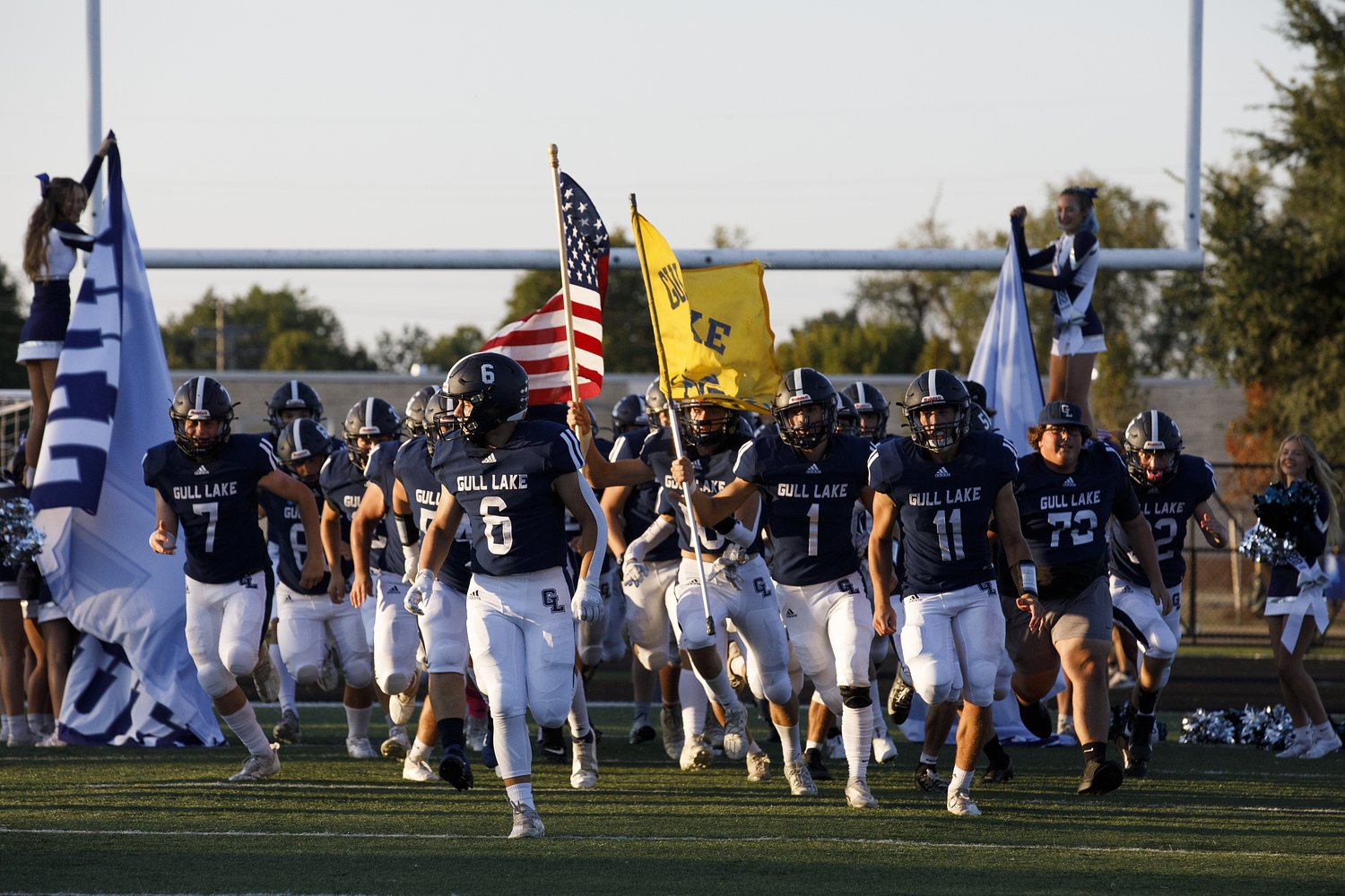 This Michigan football team canceled its season. Now 9 teams have a big decision to make