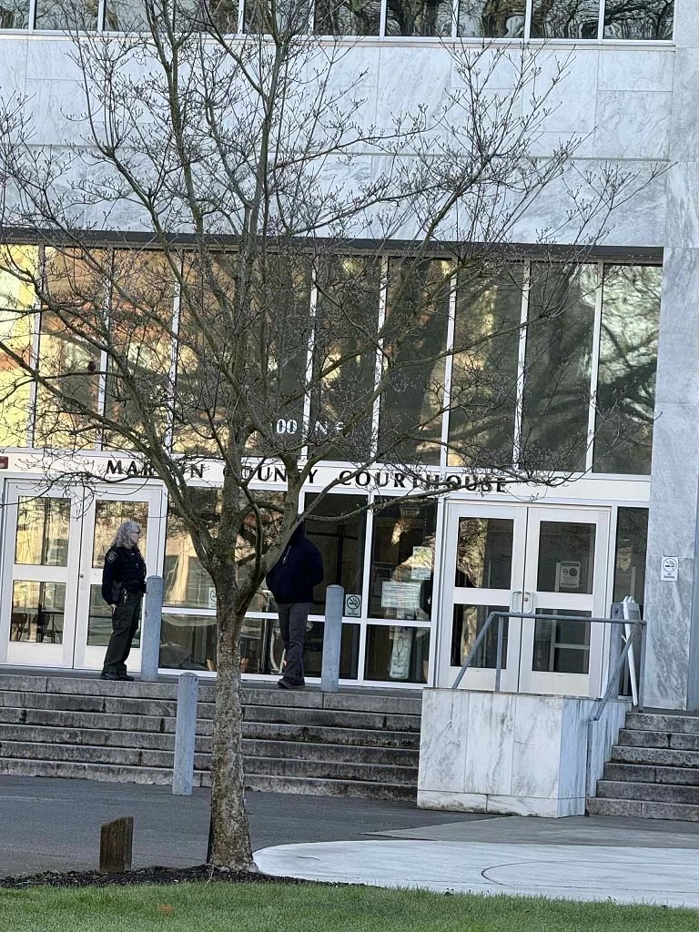 Federal agents arrested a man at an Oregon courthouse. Why couldn’t the state investigate?