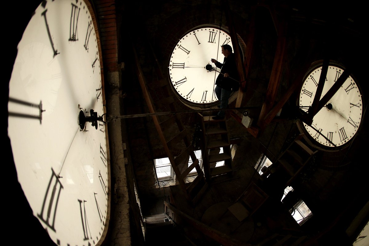 Semiannual time changes are bad for our health